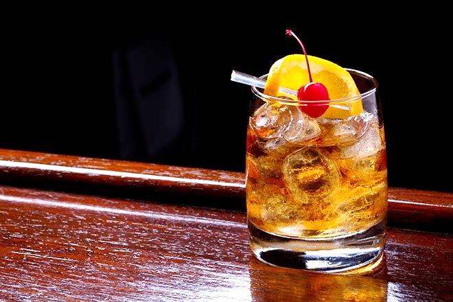 Old Fashioned Whisky. A világ legnépszerűbb koktéljai 2017. GasztroMagazin