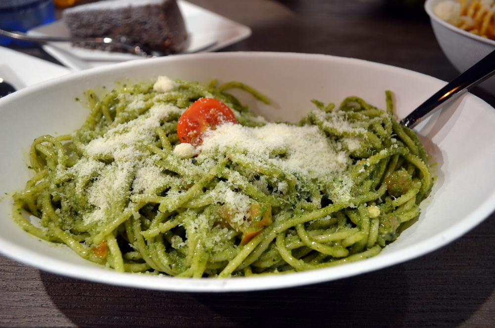 Szintén pesto alapú a spagetti mártása. Imádtuk!