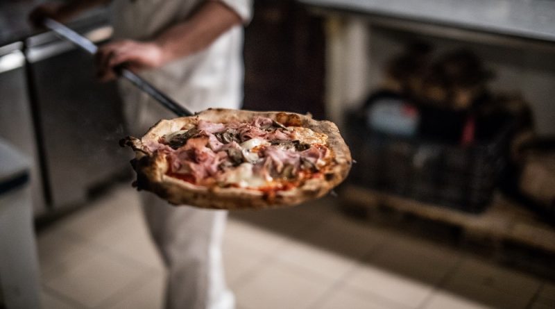 A Trattoria Pomo D'oro is a legjobb pizzát is kínáló éttermek között. GasztroMagazin 2018.