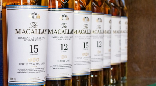 Magyarországon járt a Macallan whisky nemzetközi márkanagykövete Anna G. Metaxas. GasztroMagazin 2019.