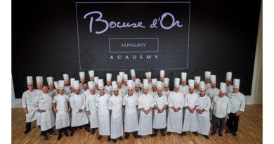 Dalnoki Bence, a Stand 25 sous chefje nyerte a Hungexpo vadonatúj rendezvénytermében megrendezett Bocuse d'Or magyarországi versenyét. GasztroMagazin 2021.