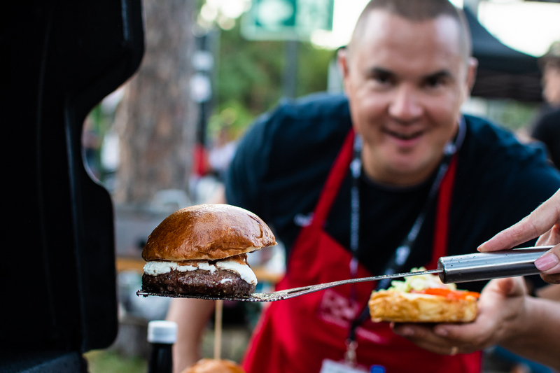 Szaft'N Burger. Az Ország Burgere. GasztroMagazin 2022.