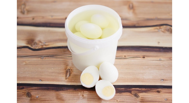 10 darabos főtt tojás a ToTu termékek palettájáról. GasztroMagazin 2023.