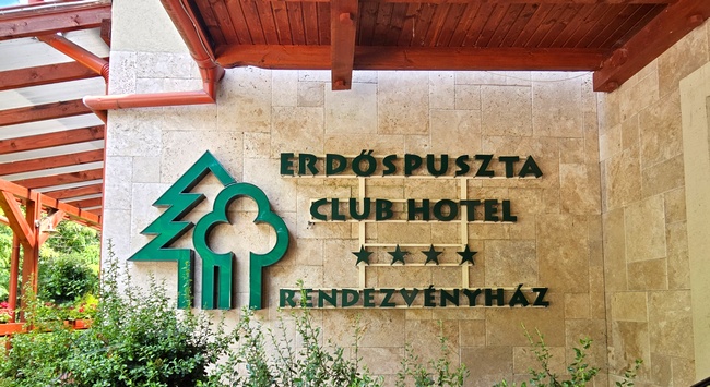 Erdőspuszta Club Hotel és Rendezvényház Debrecen. GasztroMagazin 2023.
