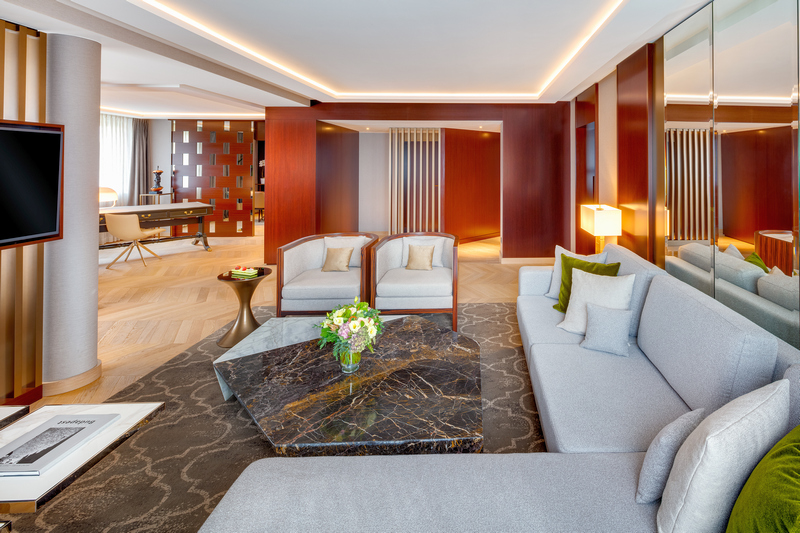 A Kempinski Hotel Corvinus Elnöki Lakosztály sikere a World Travel Awards szavazáson. HOL Magazin 2023.