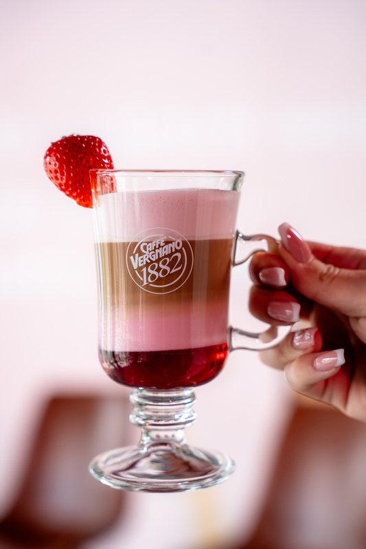 Caffé Vergnano. HOL Magazin 2025.