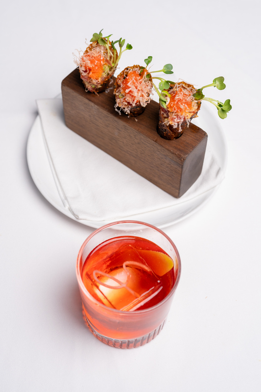 Negroni a Spago Budapest kínálatában. GasztroMagazin 2025.