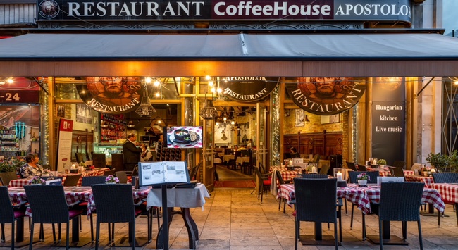 Újra megnyitott a belvárosi Apostolok Étterem. GasztroMagazin 2025.