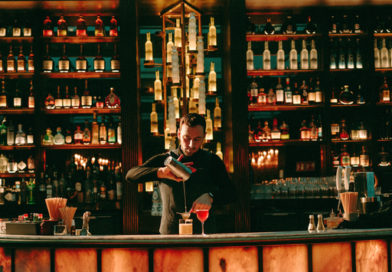 Golden Peacock cocktail a Matild Palota The Duchess Bárjában. GasztroMagazin 2025.