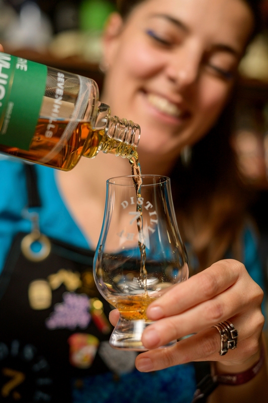 Seven Hills Rye Whisky. Magyar arany a World Whisky Awardson. GasztroMagazin 2026.