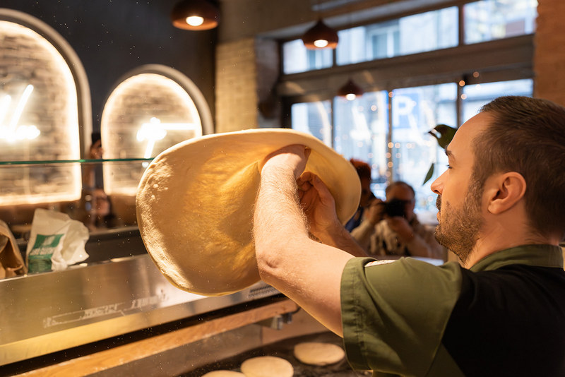 Pészahi hagyományból különleges pizza. GasztroMagazin 2026.