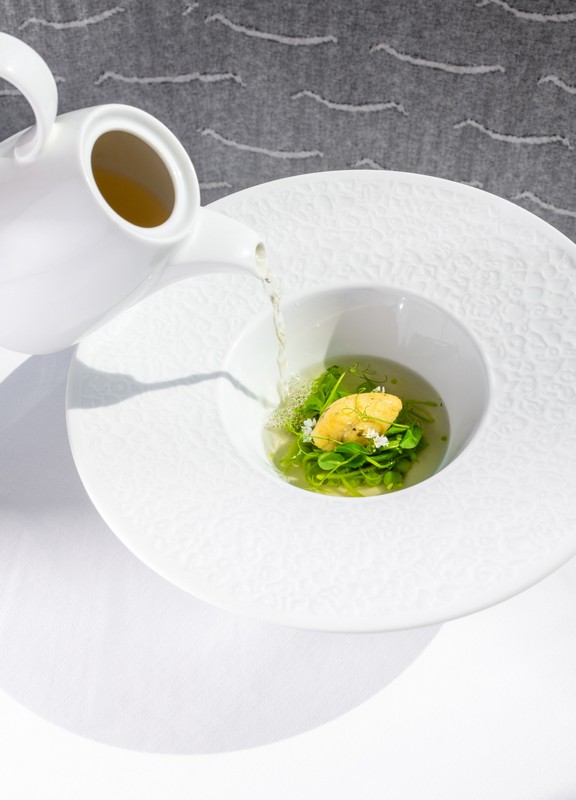 Tavaszi zsongás. Tavaszi szezonális menü a VIRTU Restaurantban. GasztroMagazin 2026.